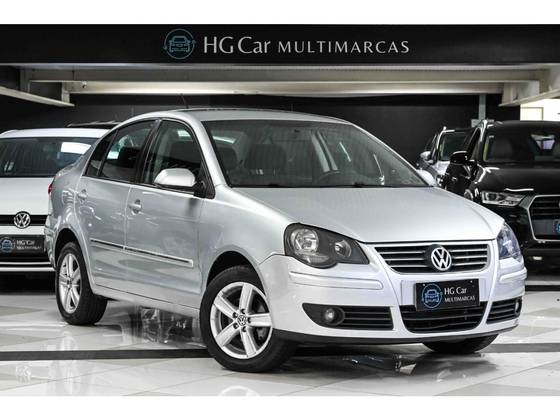 VOLKSWAGEN POLO SEDAN 1.6 MI COMFORTLINE 8V FLEX 4P MANUAL VOLKSWAGEN POLO SEDAN 1.6 MI COMFORTLINE 8V FLEX 4P MANUAL